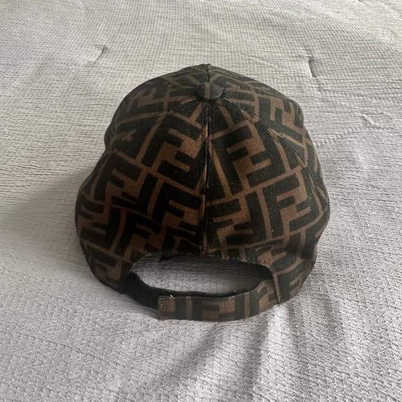 -SOLD-Authentic -FENDI- ZUCCA FF Logo Baseball Cap - Picture 10 of 11
